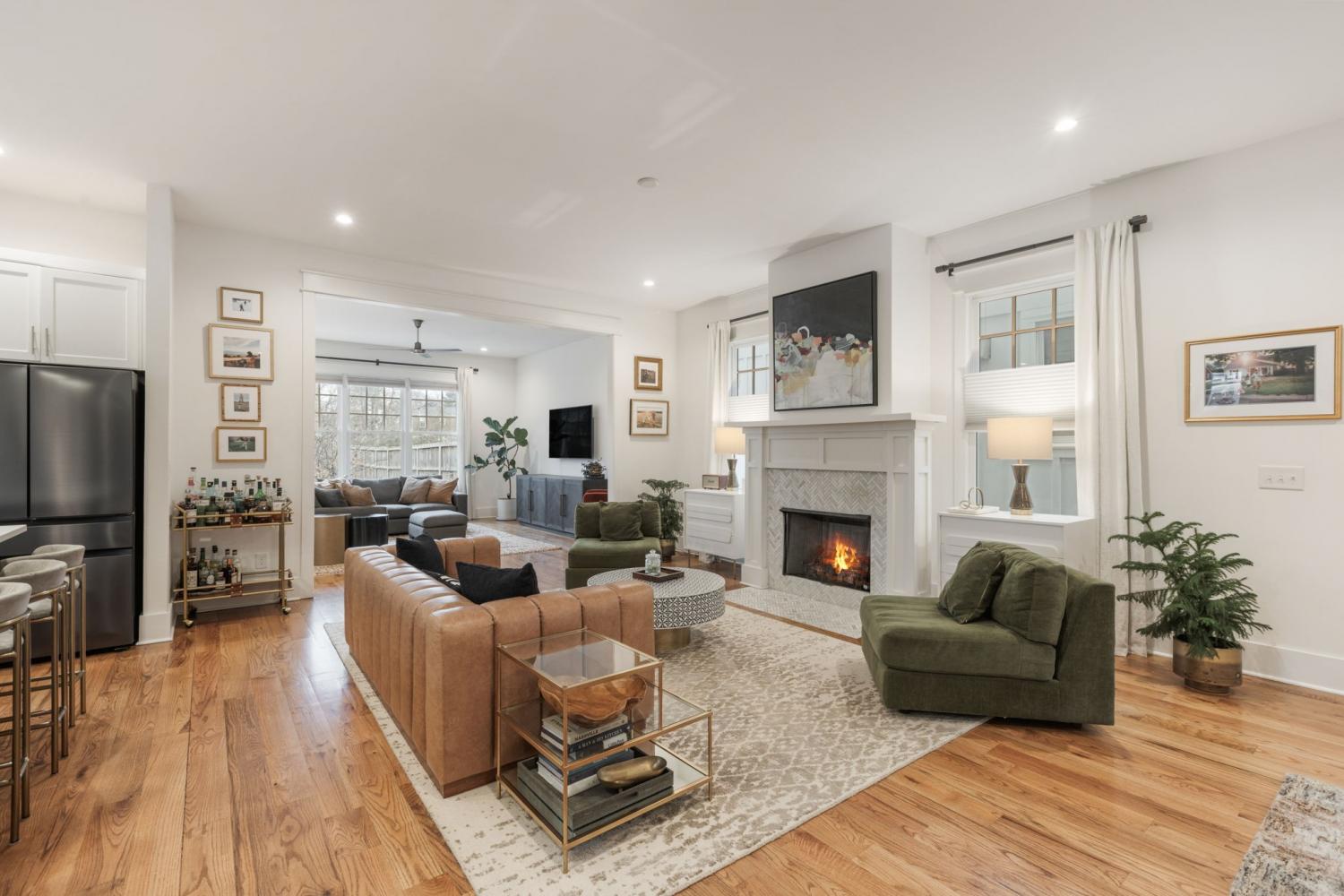 1002B-Grandview-Dr For Sale