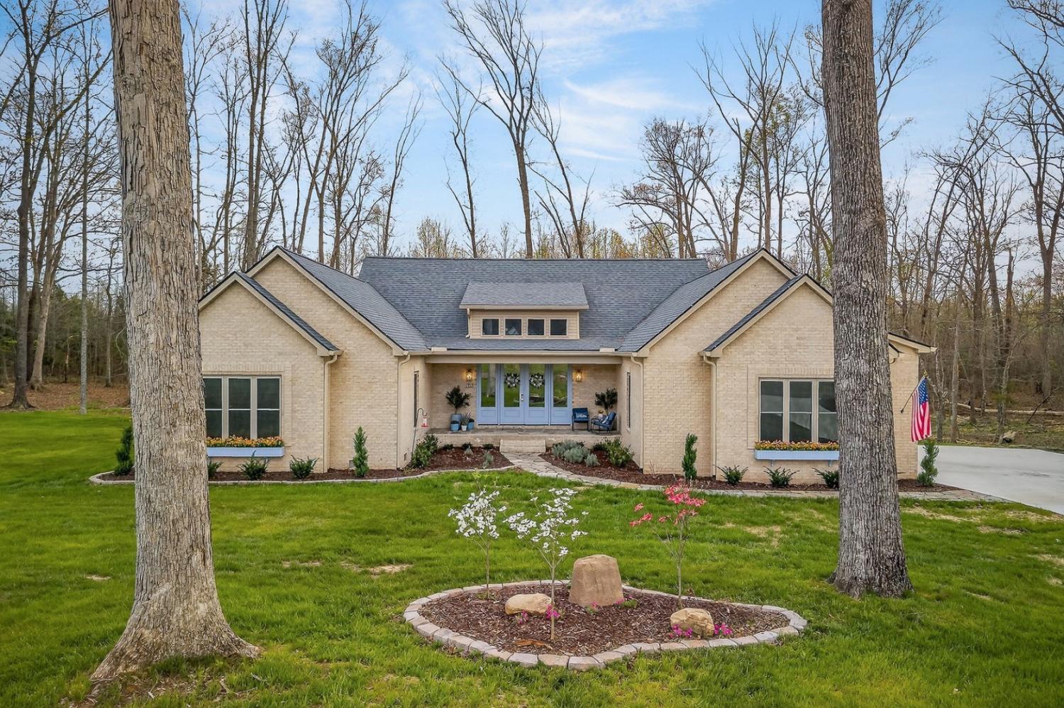 753-Vintage-Dr For Sale