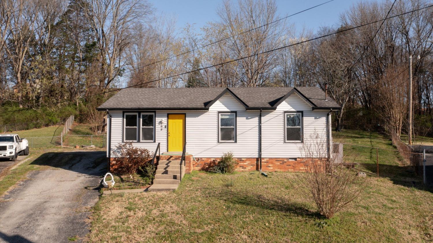 108-Oakwood-Ct For Sale