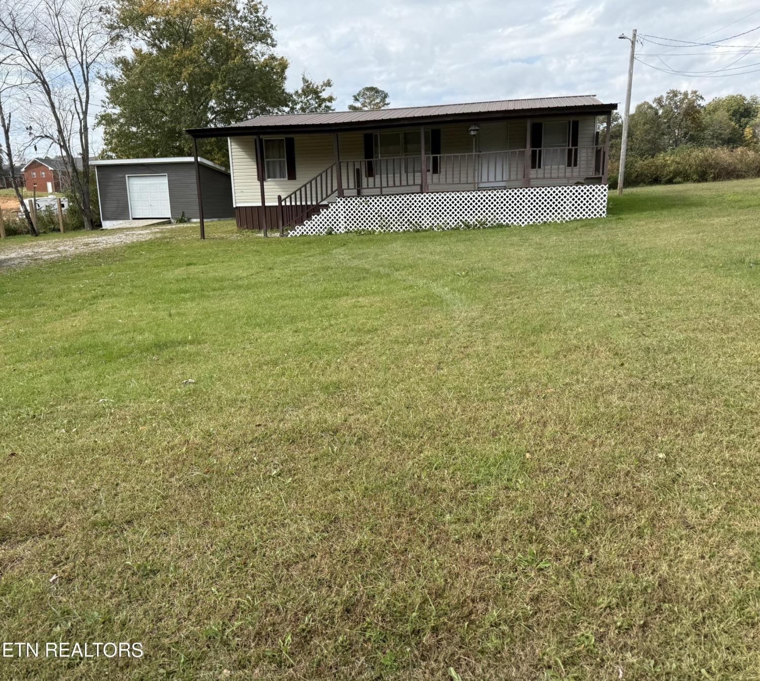 152-Woodlawn-Drive For Sale