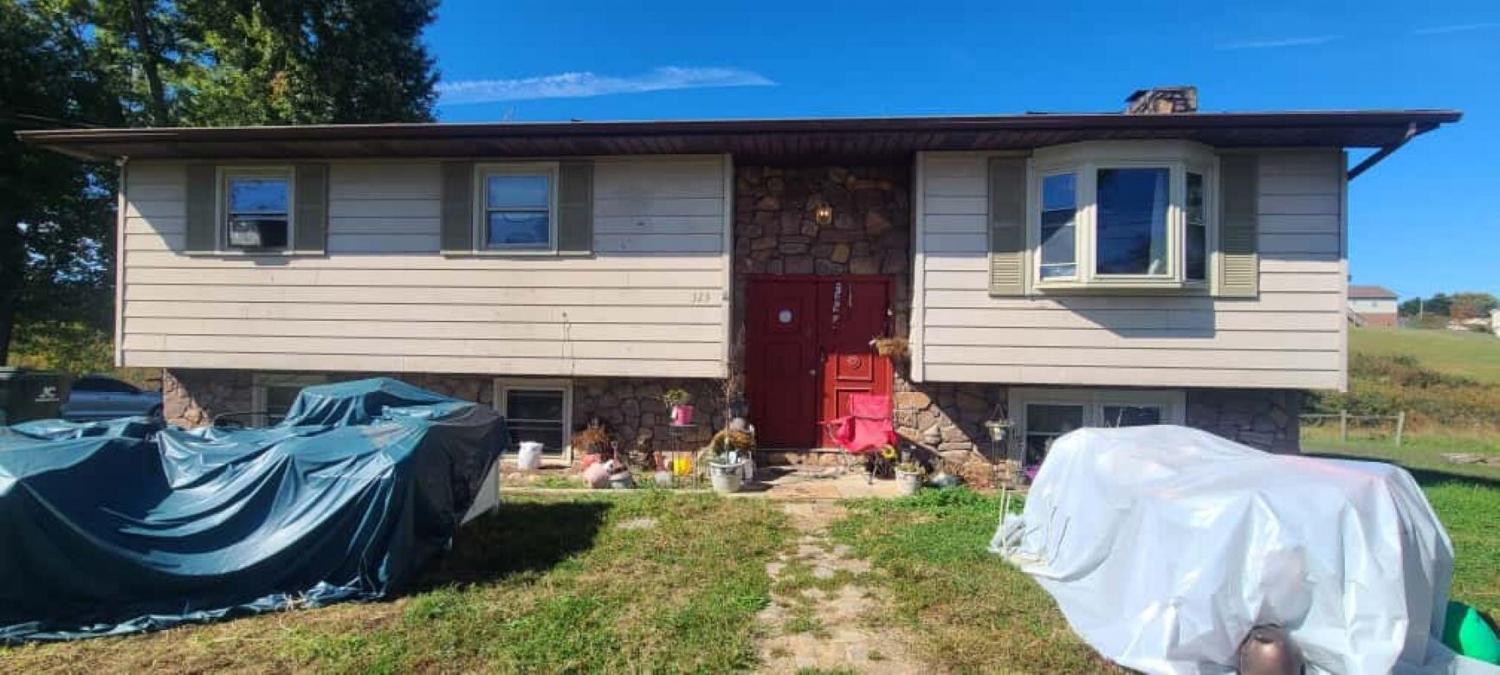 323-Hugh-Cox-RD For Sale