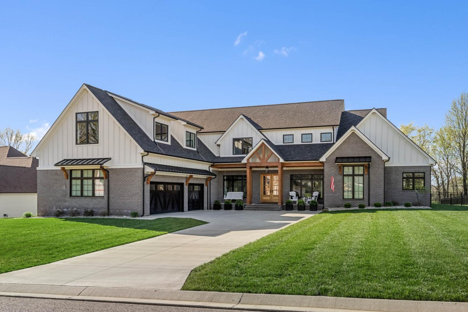 5044-Bridgewood-Rd For Sale