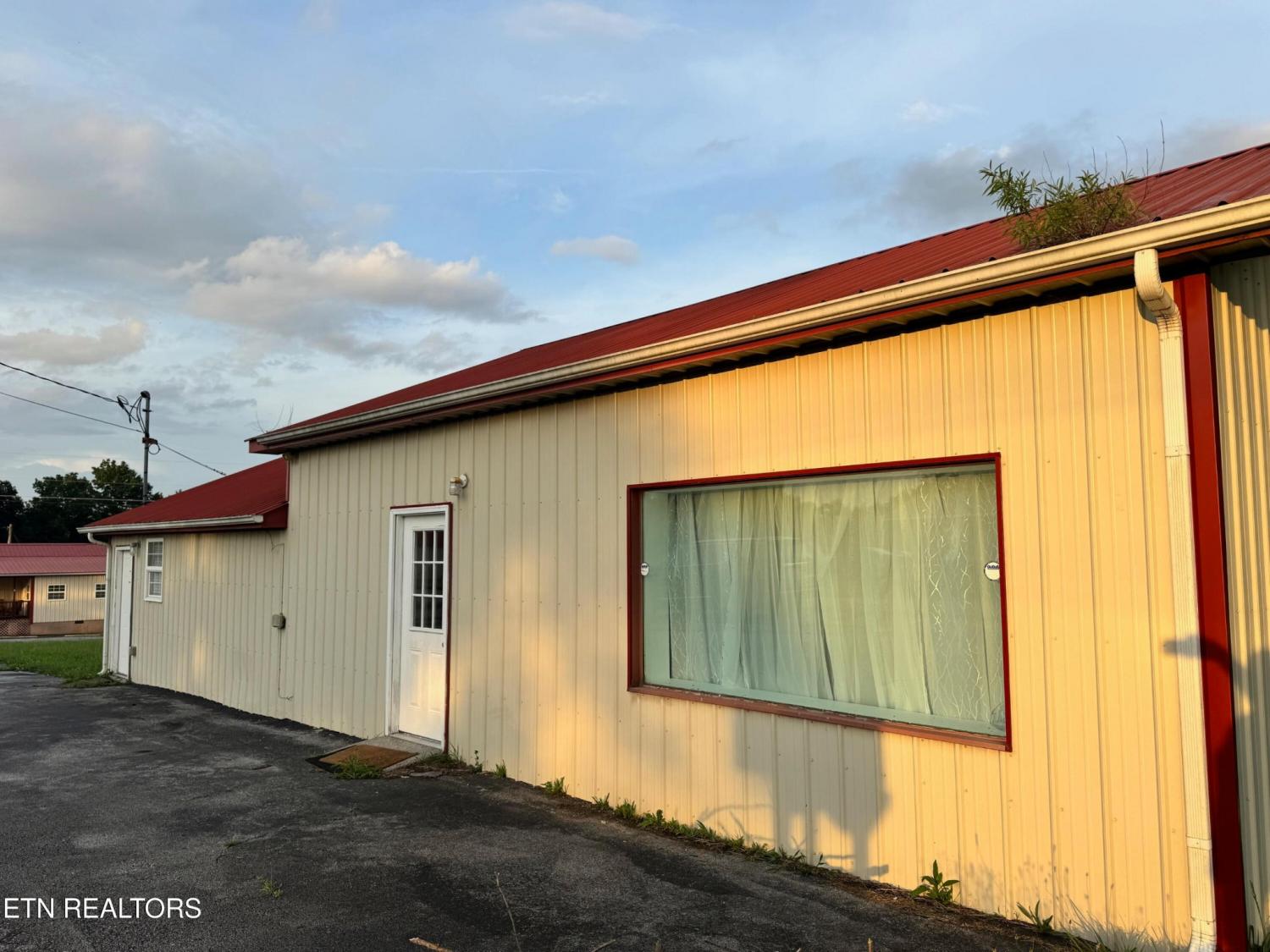 5521-S-York-Hwy For Sale