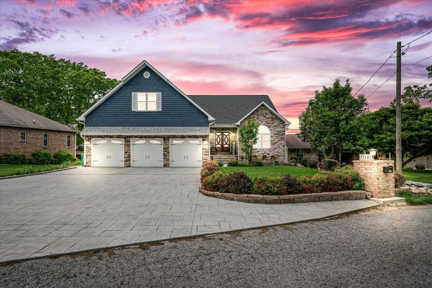 1118-Hileah-Dr For Sale