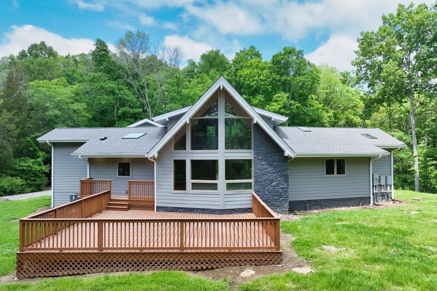 1061-Ridgecrest-Dr For Sale