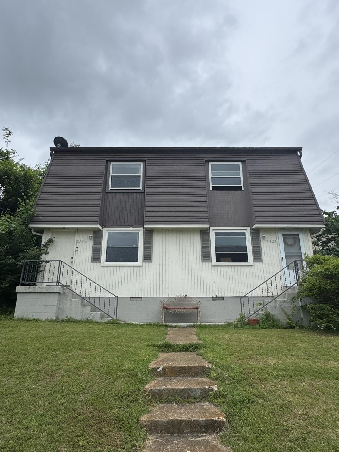 2324-Oak-Ct For Sale