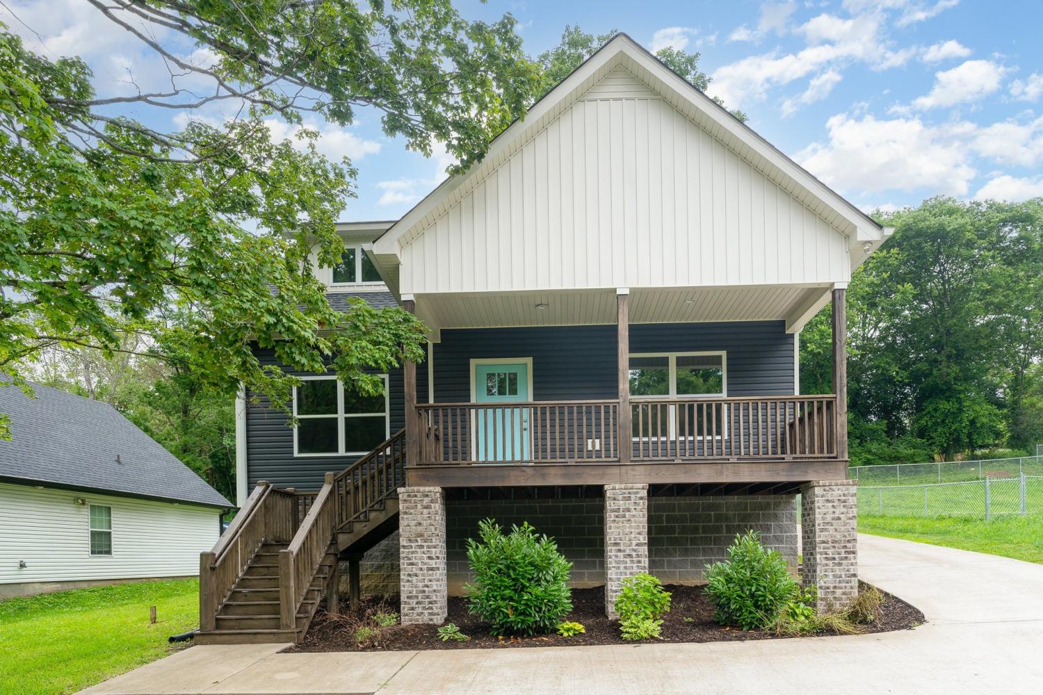 1120-Taylor-Town-Rd For Sale