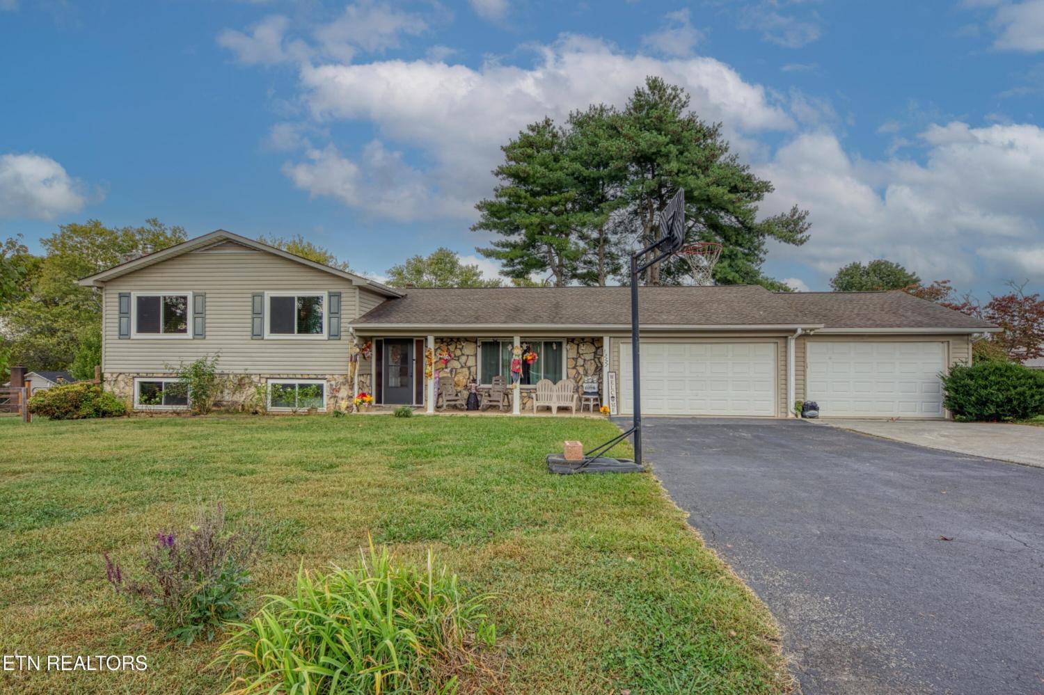 2327-Eau-Clair-Drive For Sale