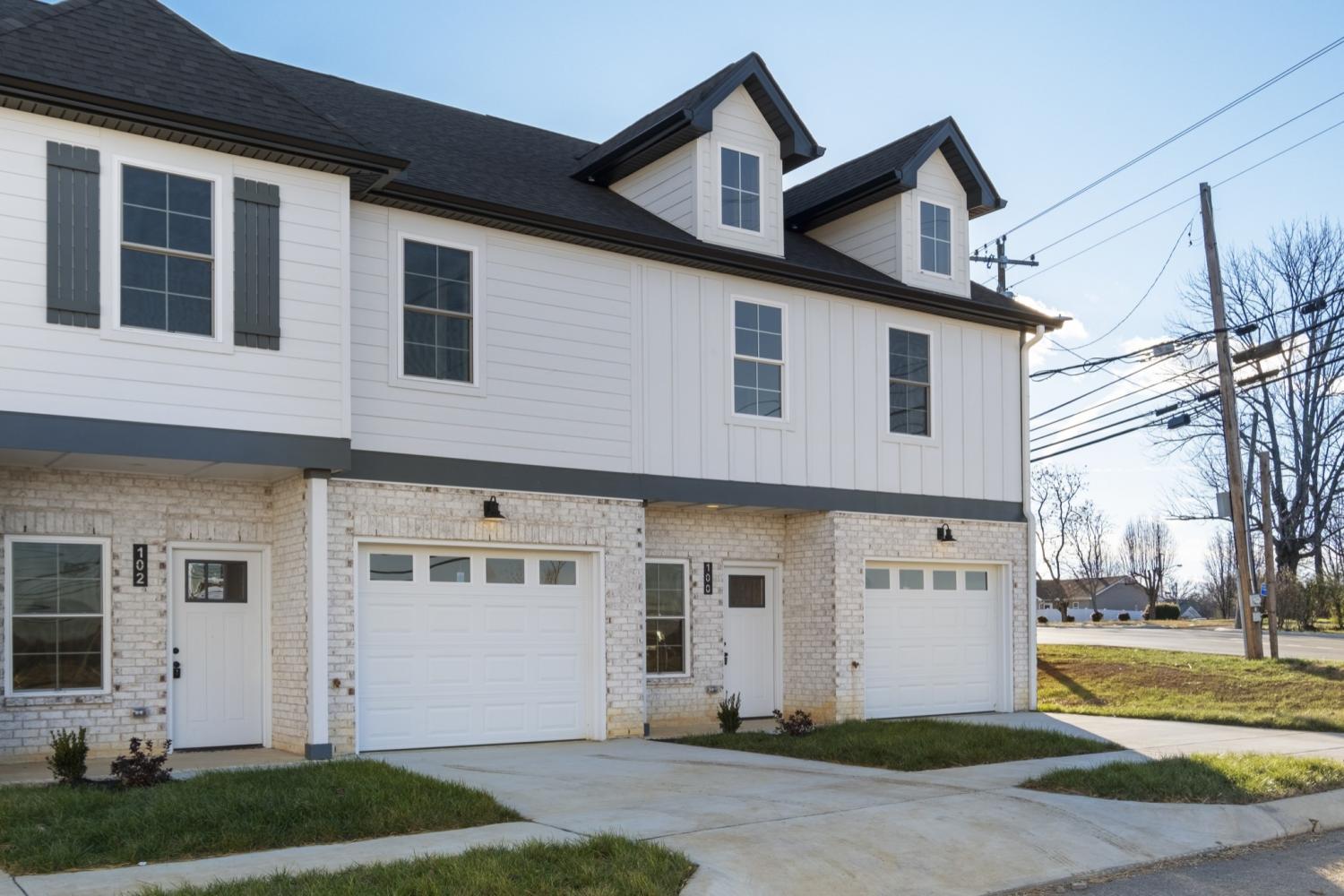 100-Maple-View-Dr For Sale
