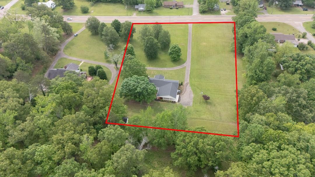 1152-E-Poplar-Ave For Sale