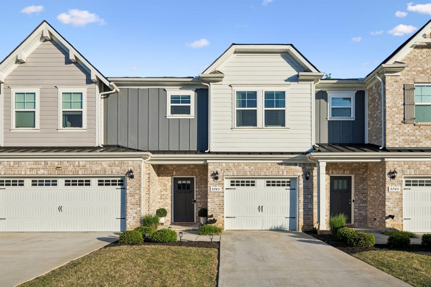 5743-Dockside-Dr For Sale