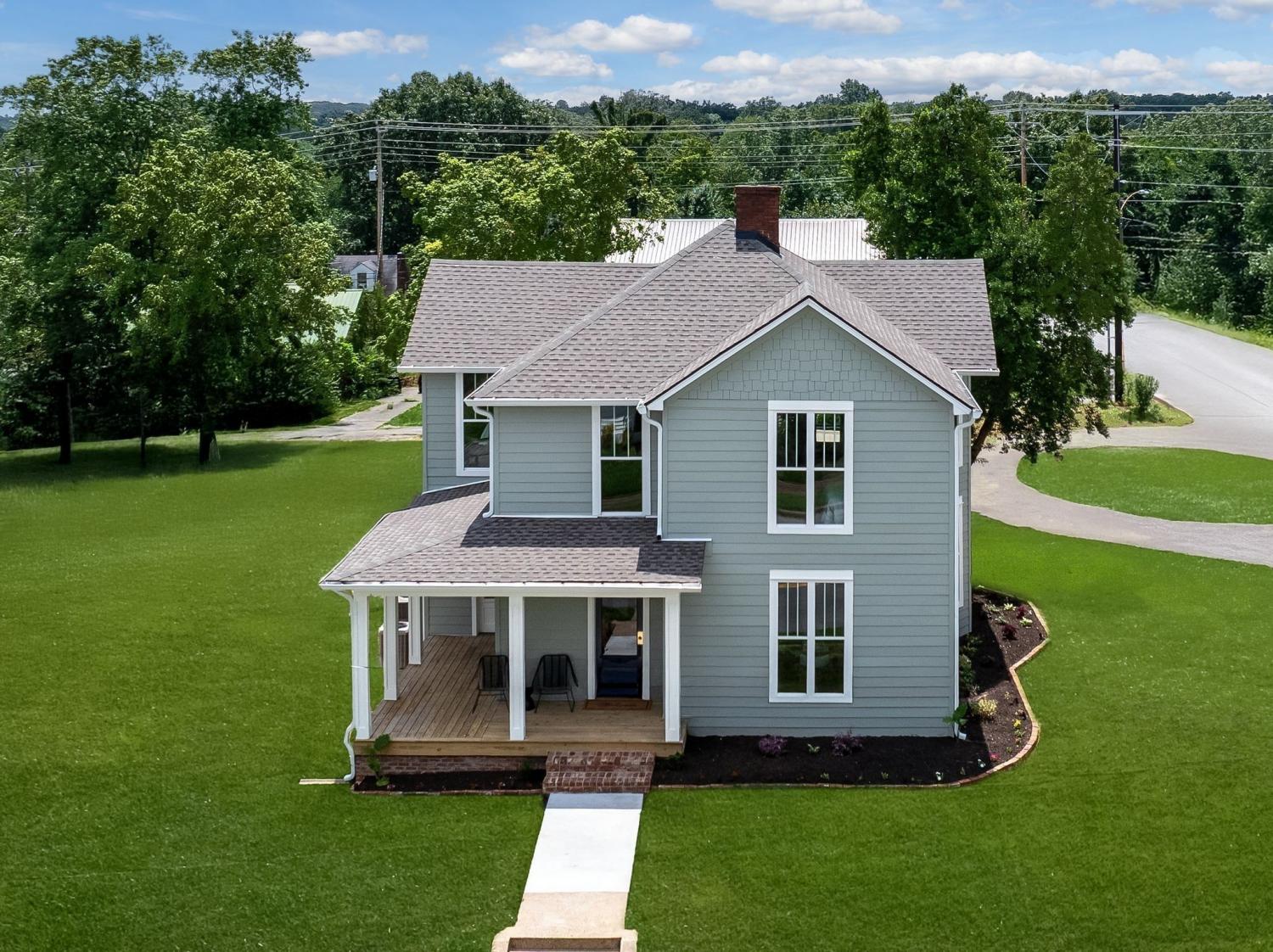 414-West-College-Street For Sale