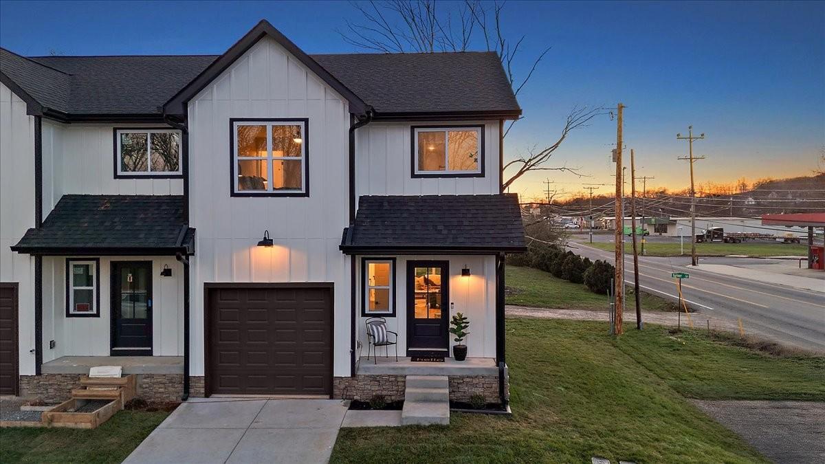 3670-Main-St For Sale