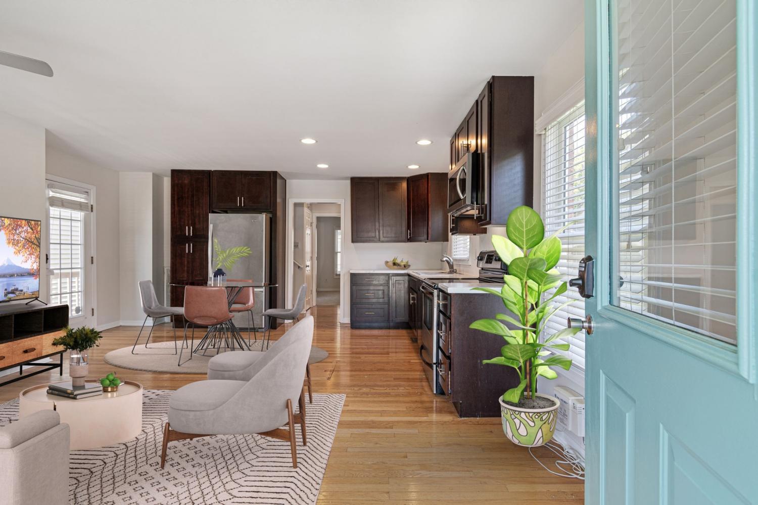 929-Phillips-St For Sale