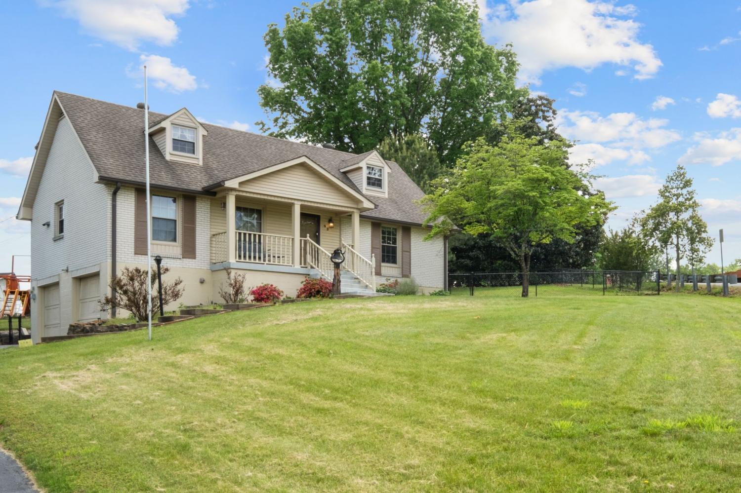 93-Hilltop-Dr For Sale