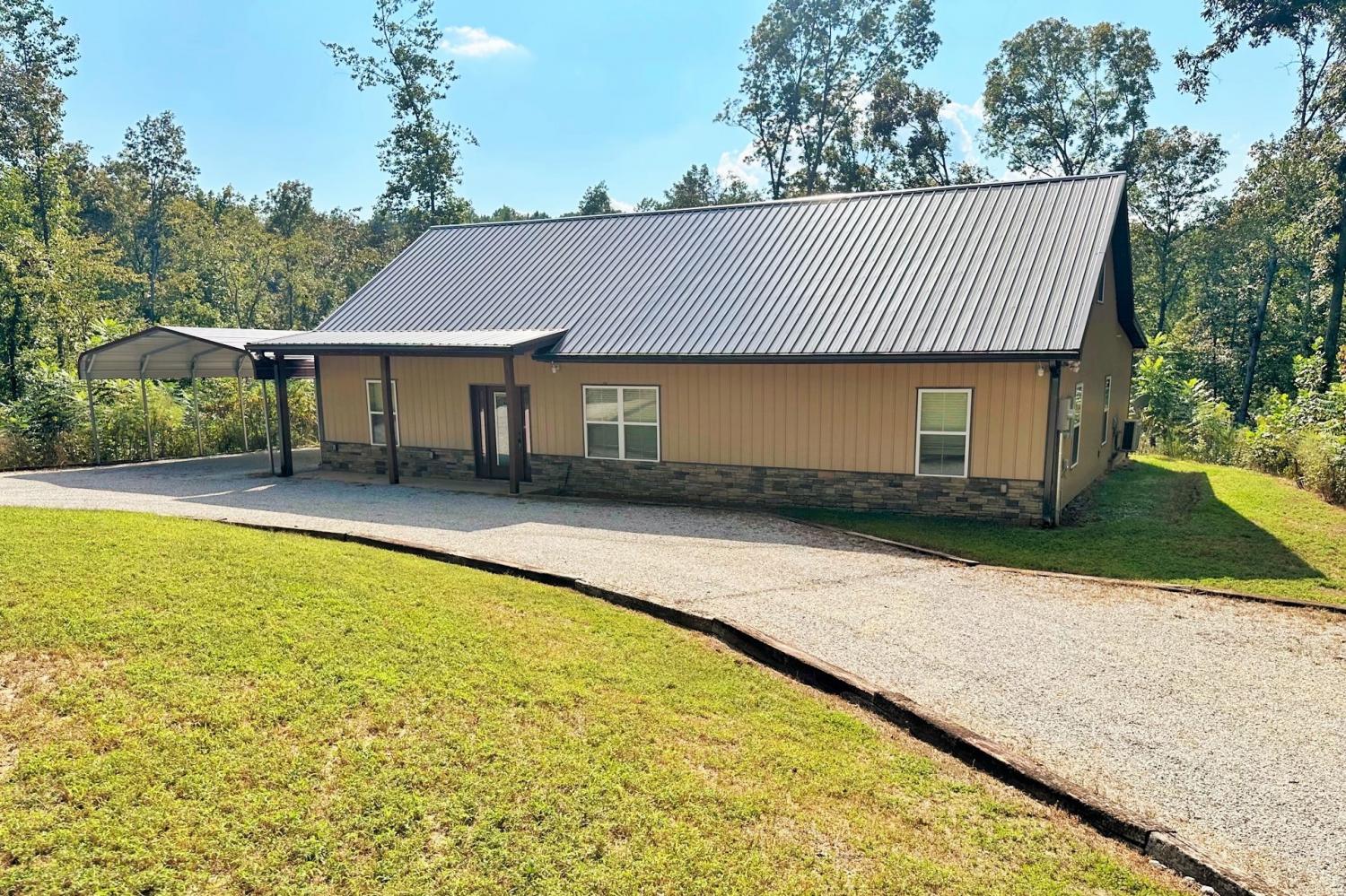 169-Henley-Rd For Sale