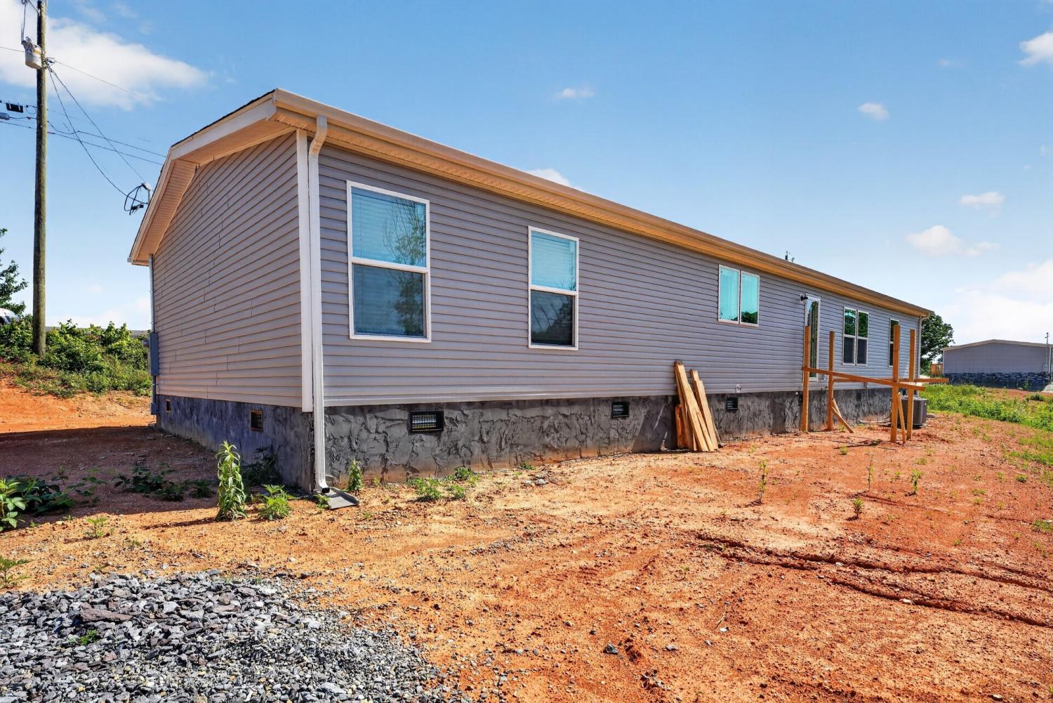 261-Laura-Boiling-Loop-Road For Sale