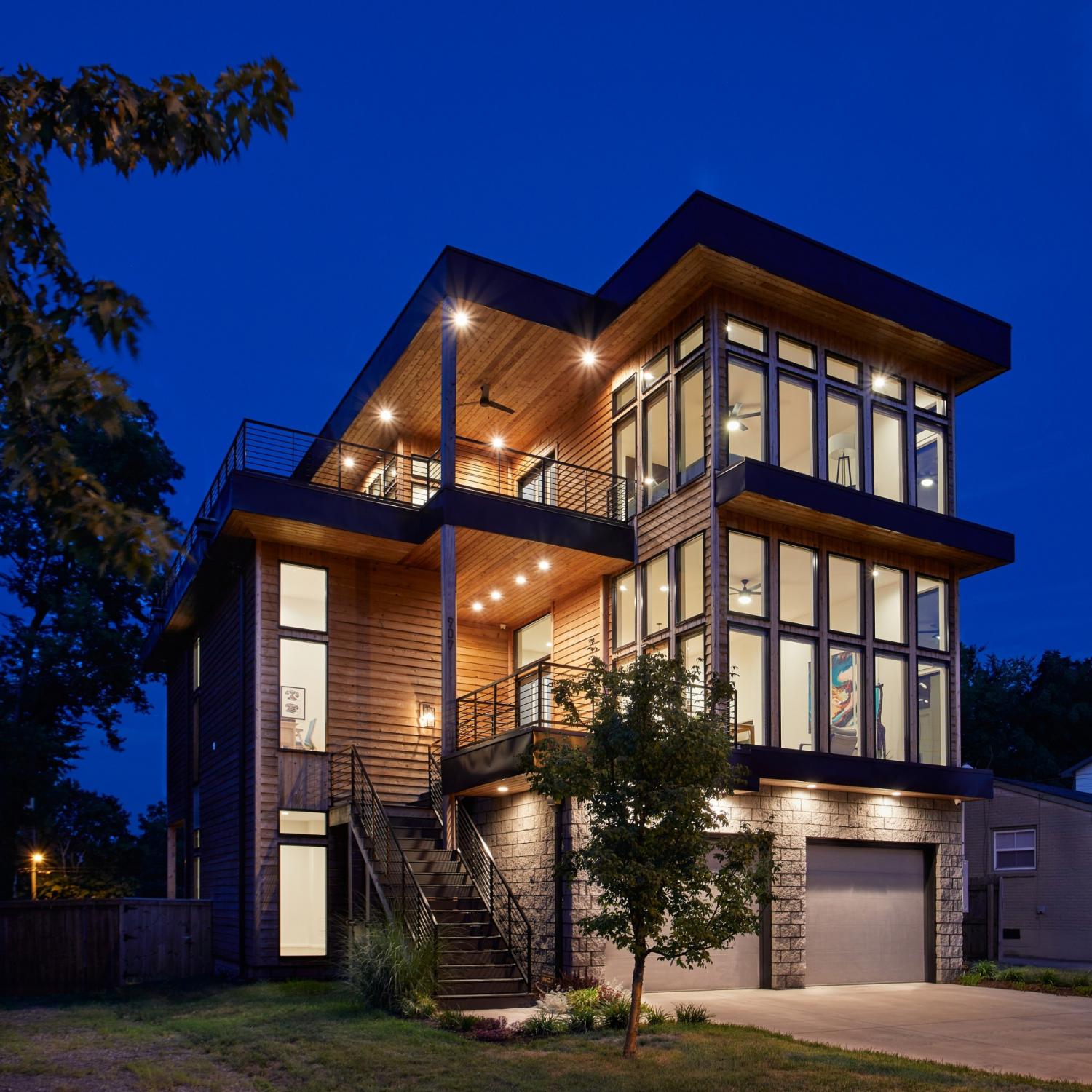 907-S-12th-St For Sale