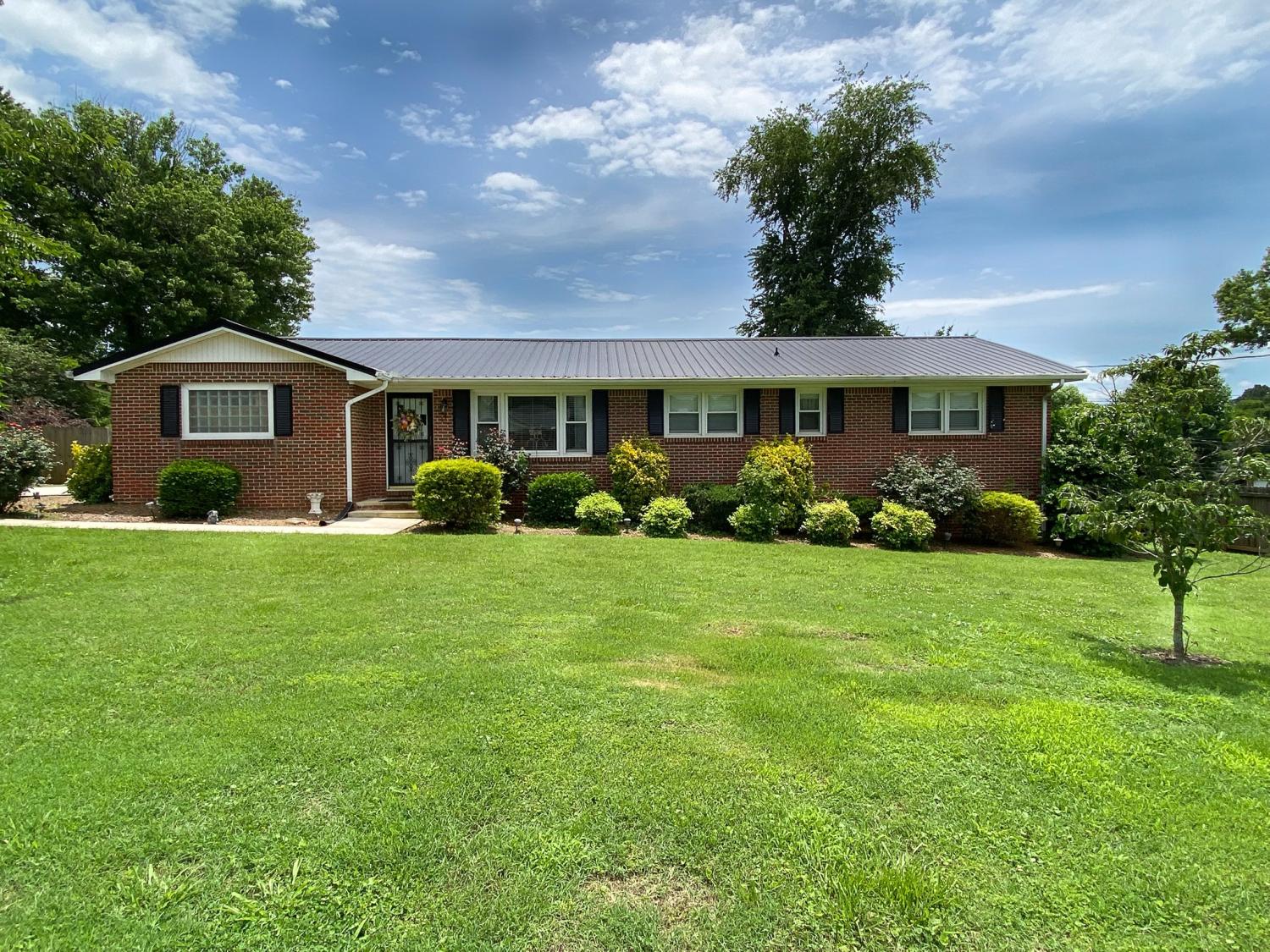 44-Houghton-Dr For Sale