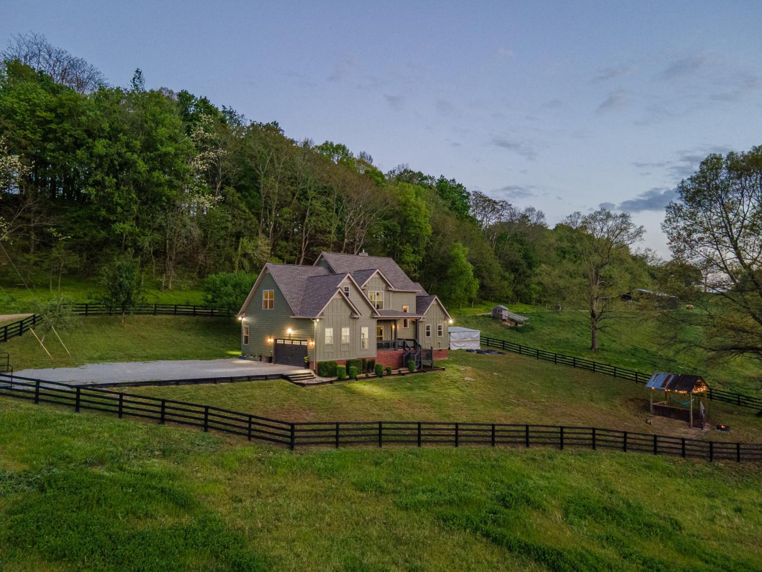 Hampshire Unit School Property for Sale