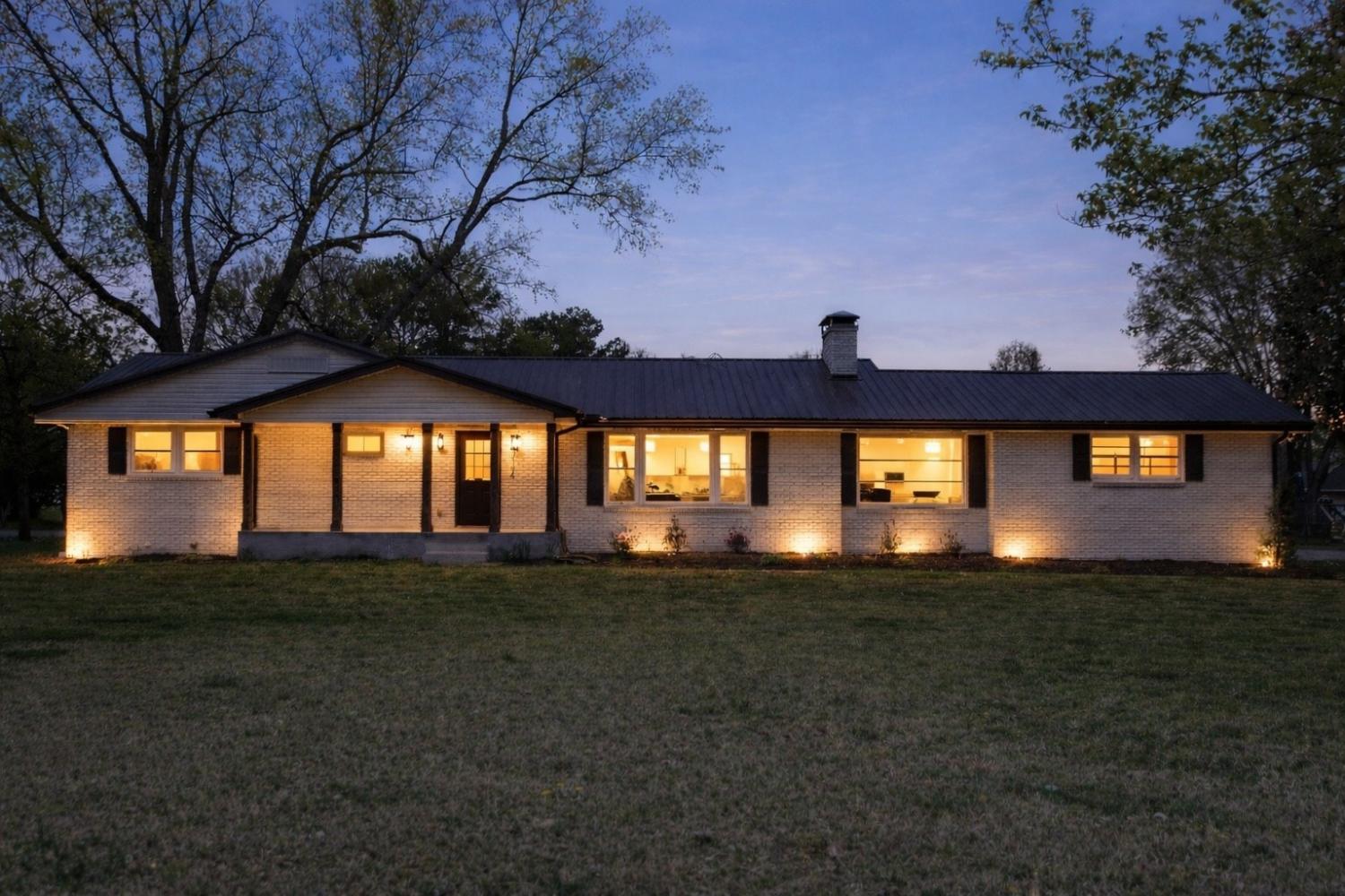 Hampshire Unit School Property for Sale