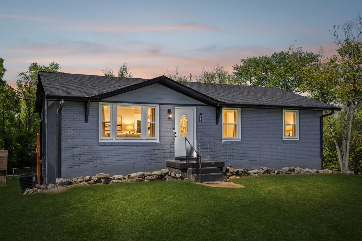 330-Alta-Loma-Rd For Sale