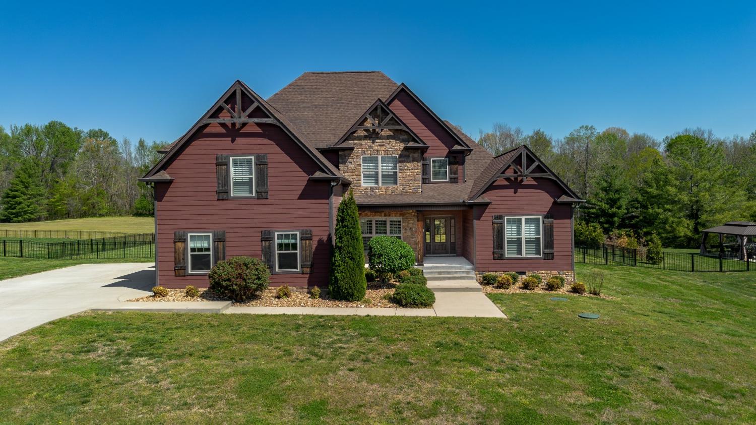 3053-Wedgewood-Dr For Sale