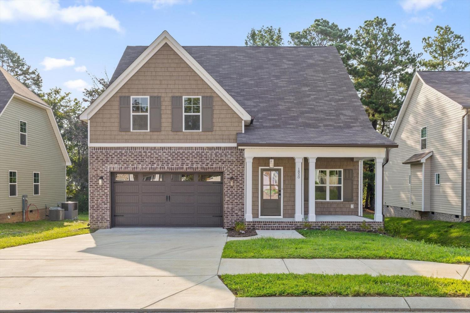 1850-Oakvale-Drive For Sale
