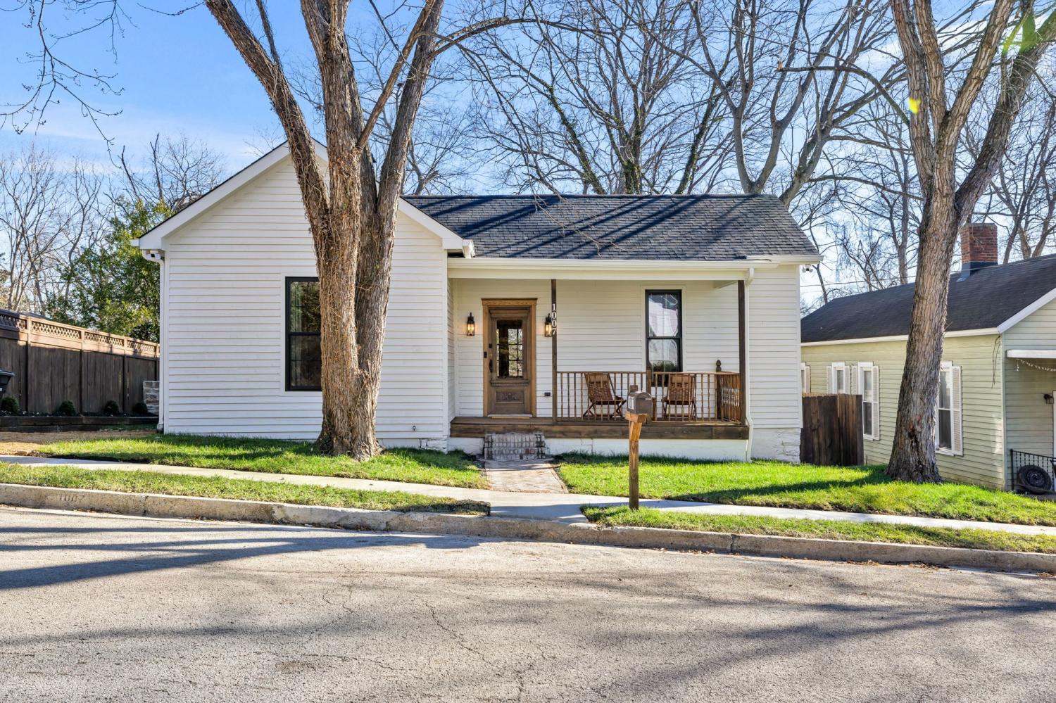 1007-School-St For Sale