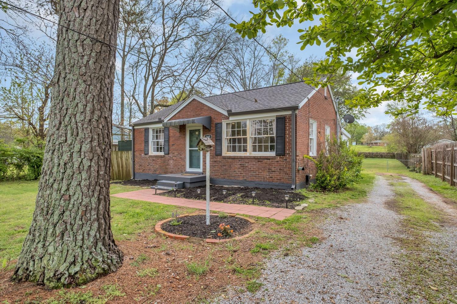 2845-Colonial-Cir For Sale