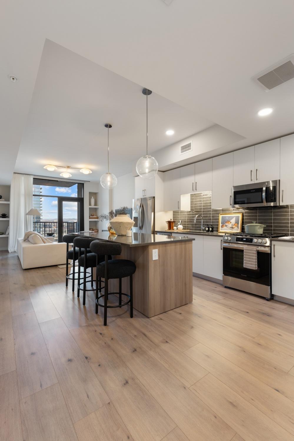 1212-Demonbreun-St For Sale