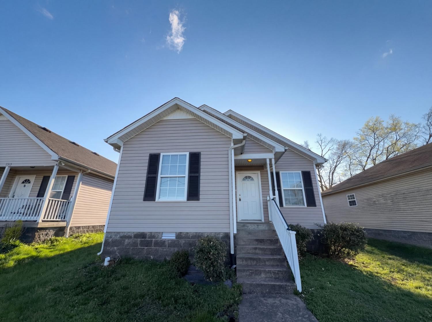 1513-Luton-St For Sale