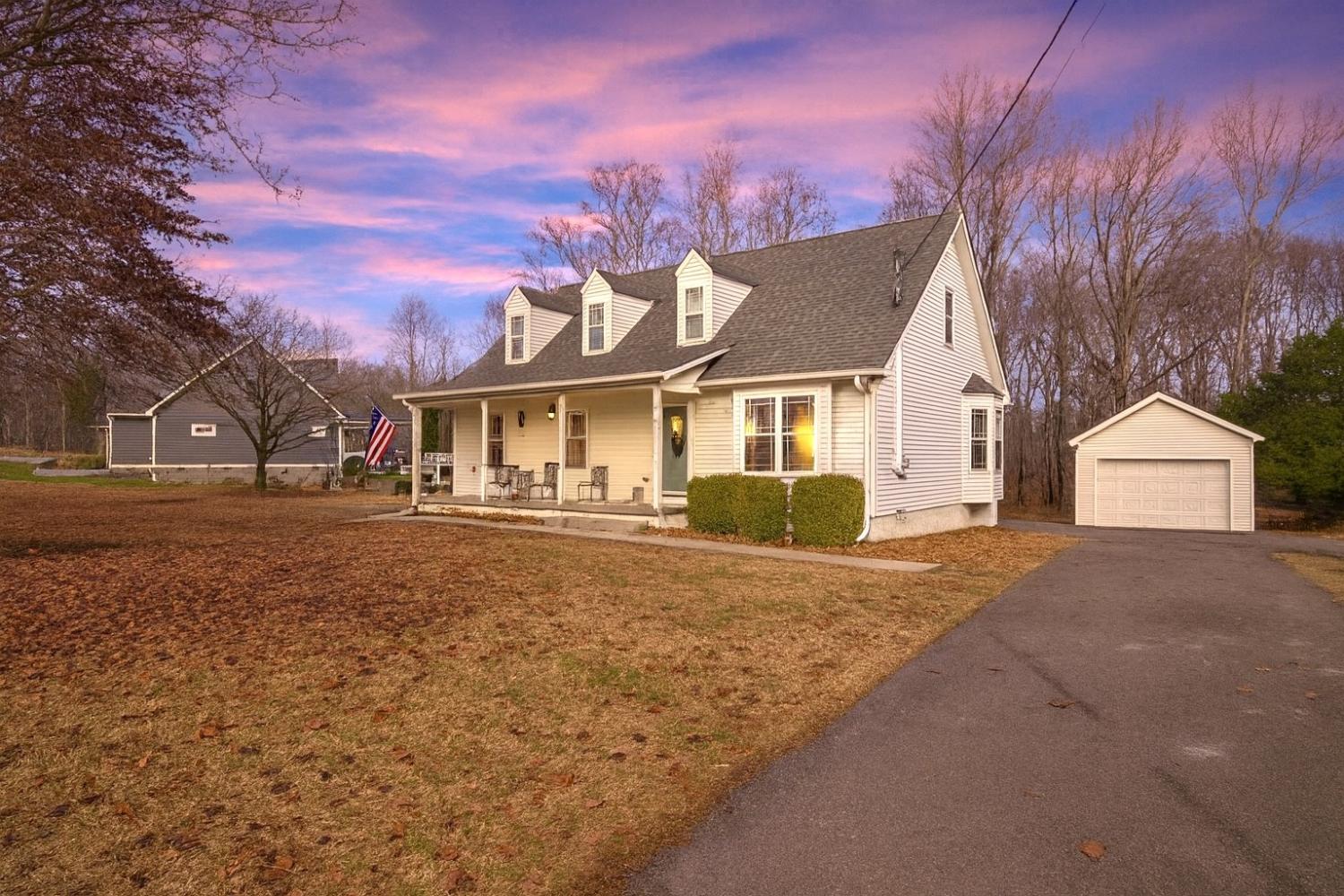 321-Perrys-Pl For Sale