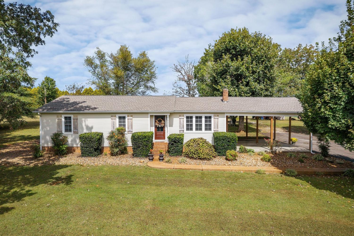 293-Airport-Dr For Sale