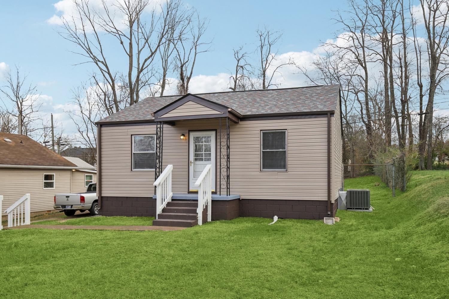 172-Hadley-Dr For Sale