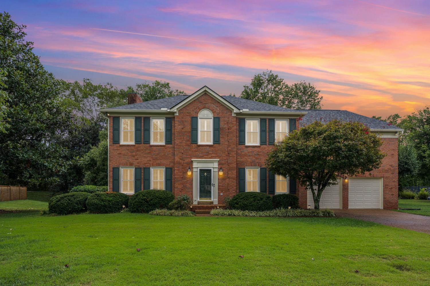121-Greystone-Dr For Sale