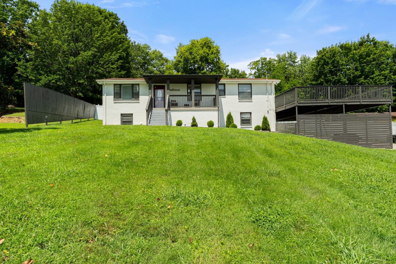 213-Riverwood-Dr For Sale