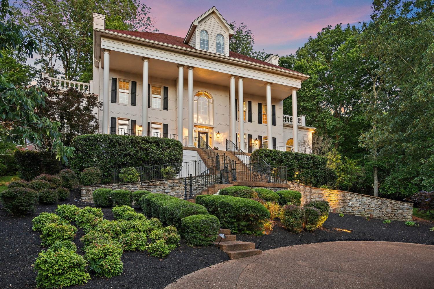 30-Park-Mdws For Sale