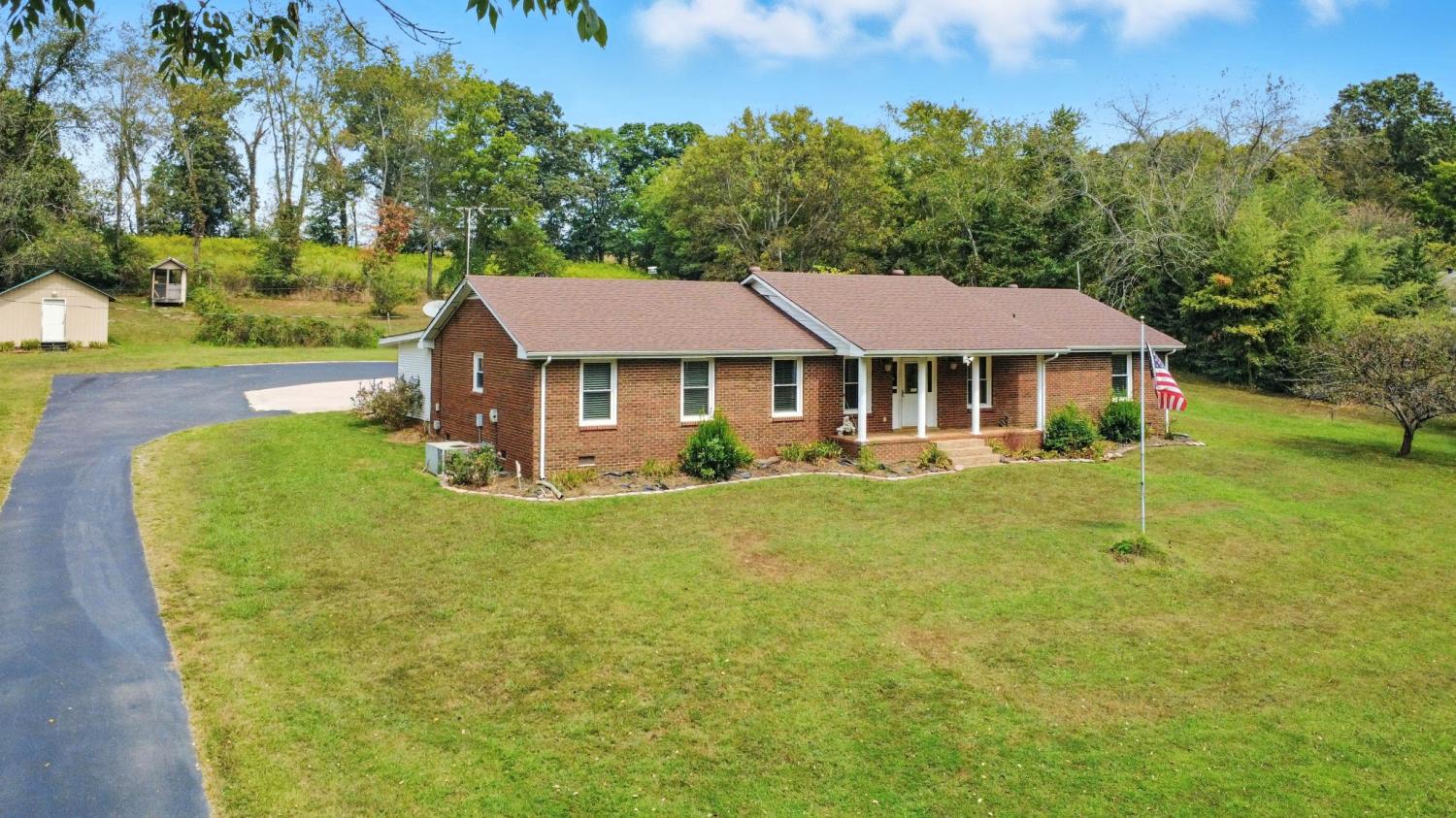 1810-Old-Clarksville-Pike For Sale