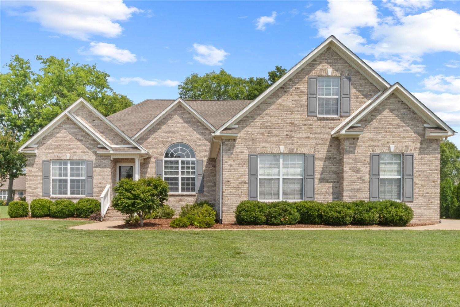 R Howell Elementary Property for Sale