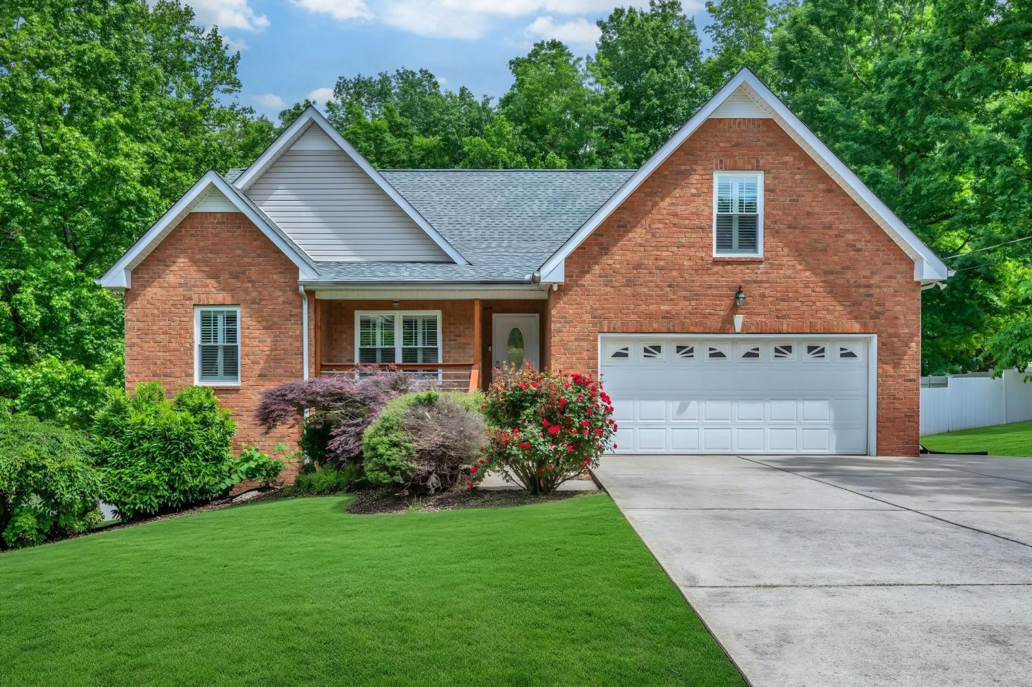 206-Eastwood-Dr For Sale