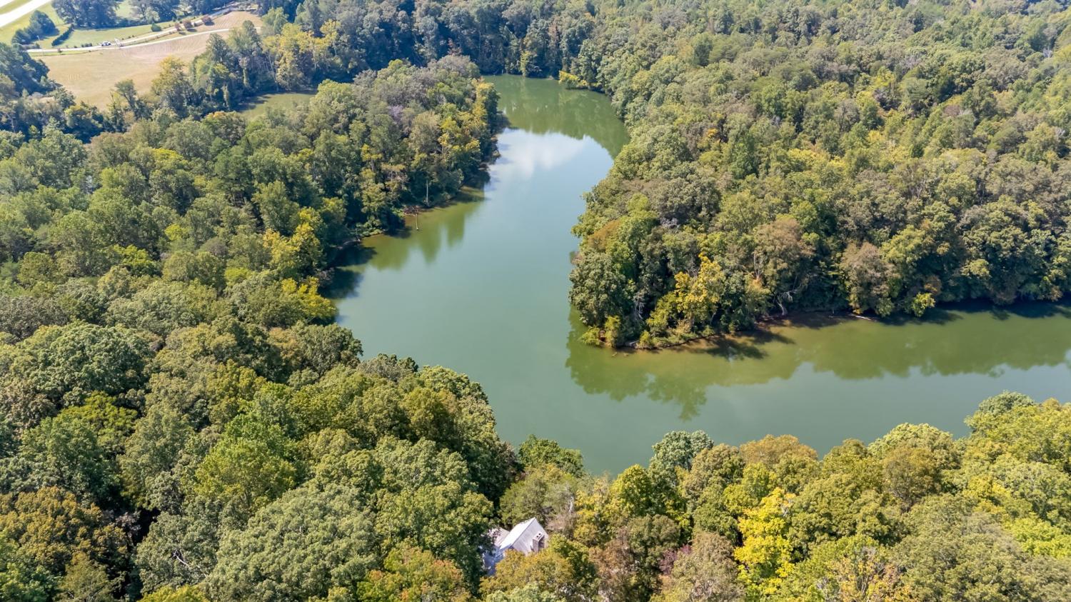 658-Moore-Rd For Sale
