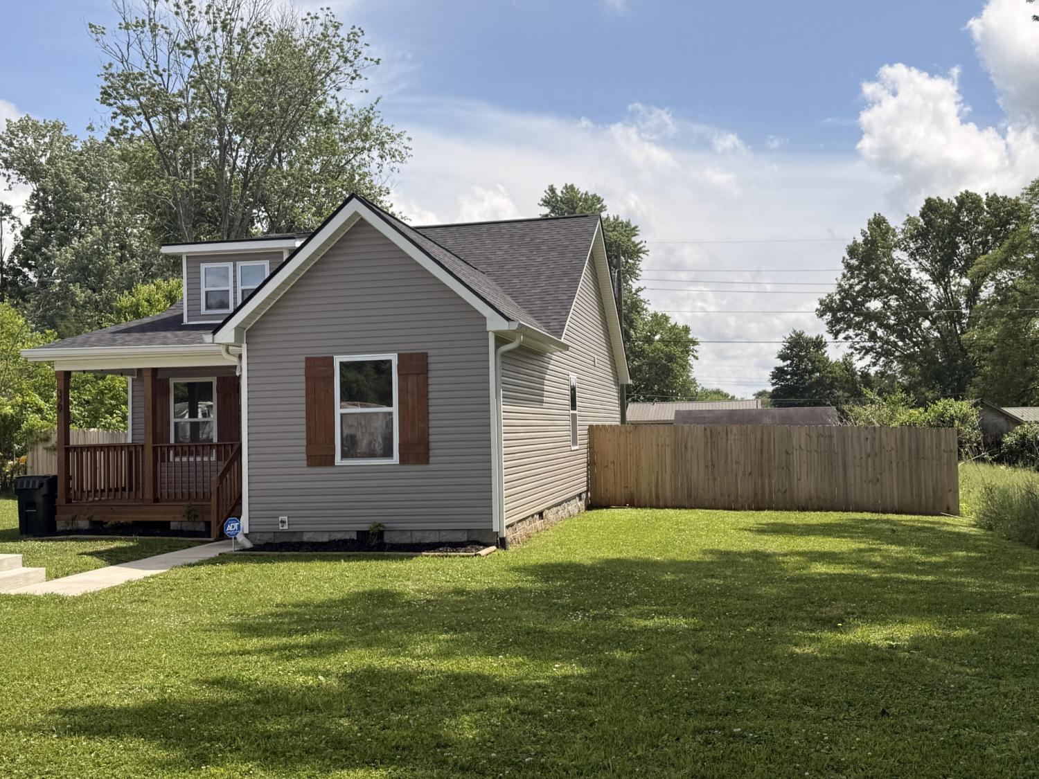 329 Simpson St TN 38464 For Rent - 
