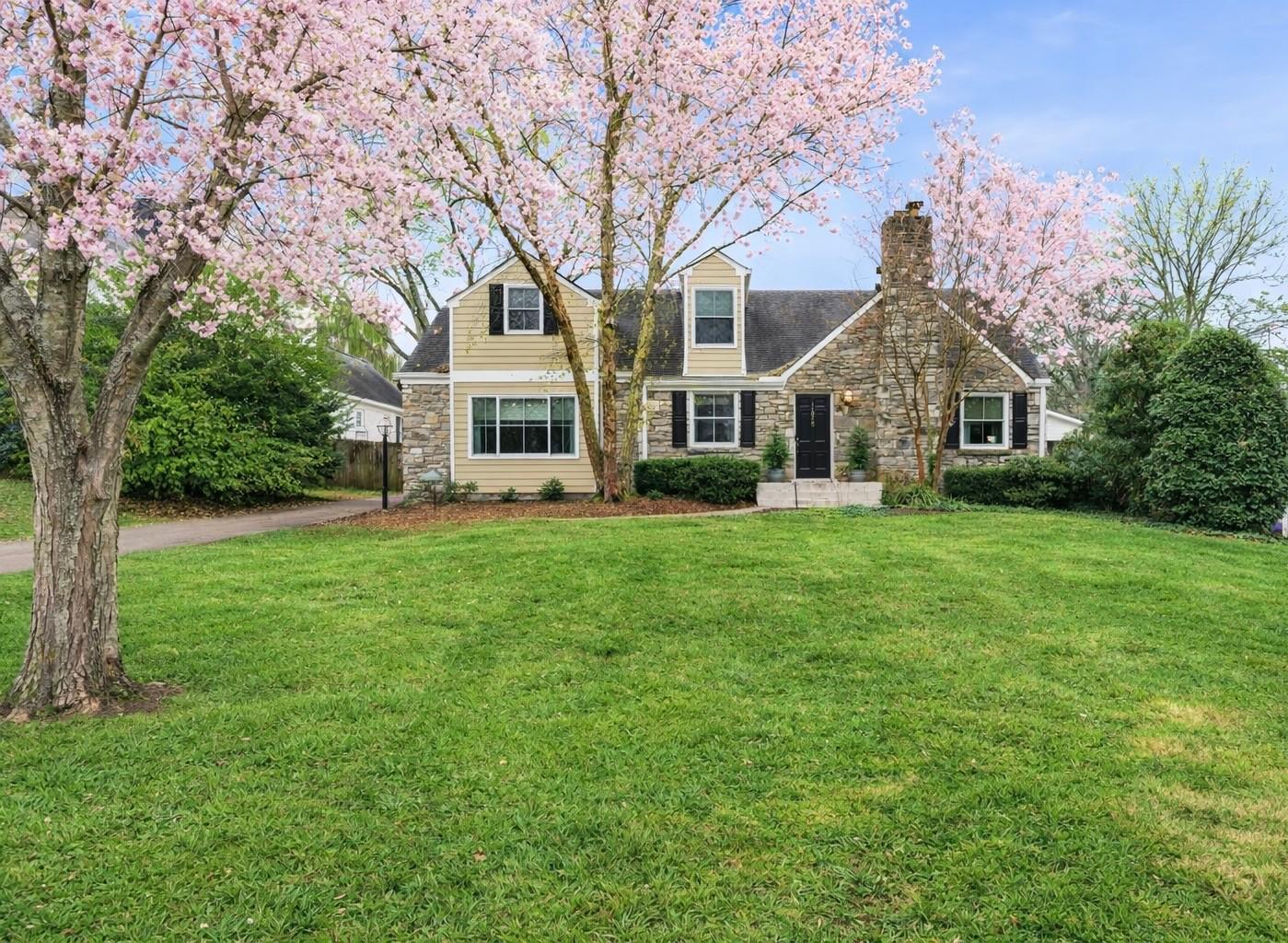 1707-Temple-Ave For Sale