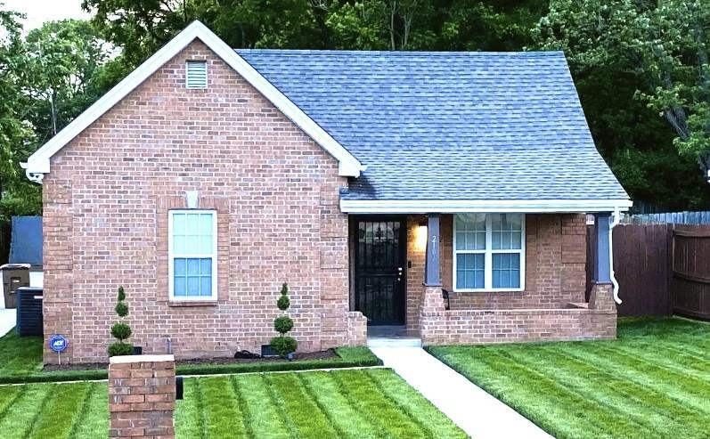 2101-26th-Ave--N For Sale