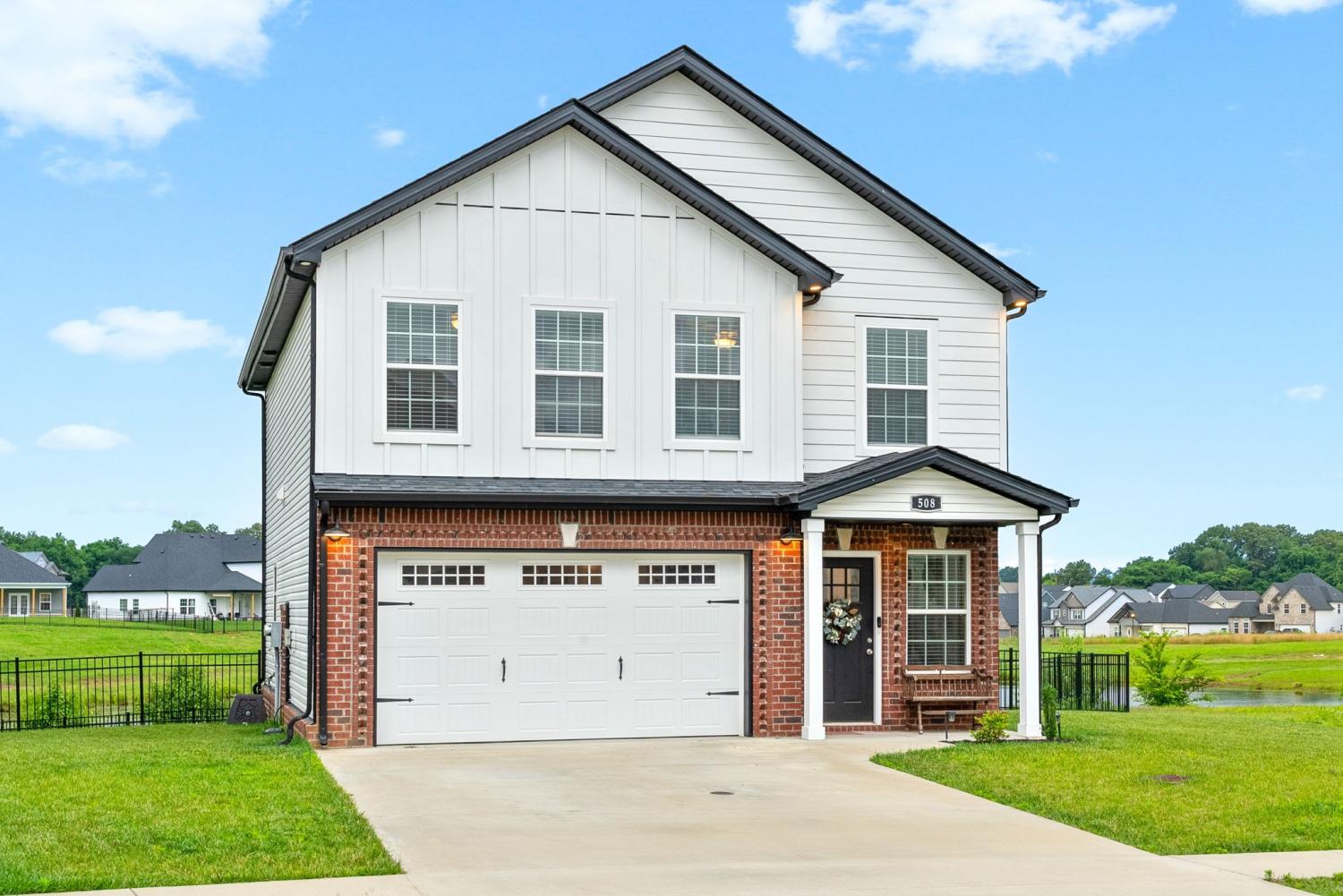 508-Castle-Pinckney-Ln For Sale