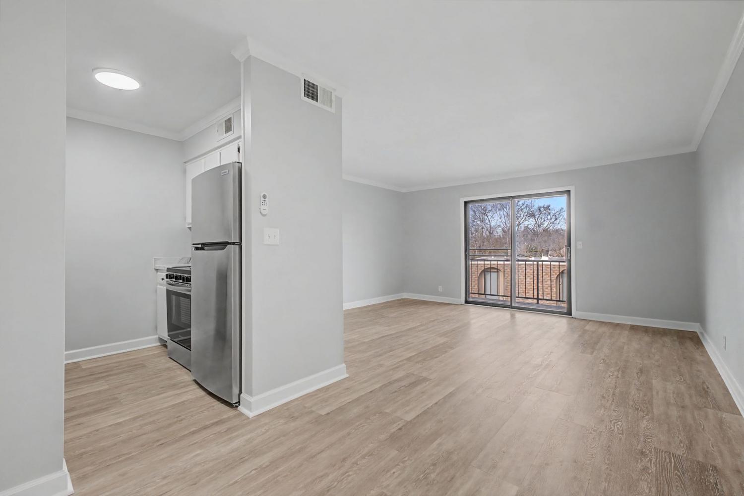 420-Walton-Ln For Sale