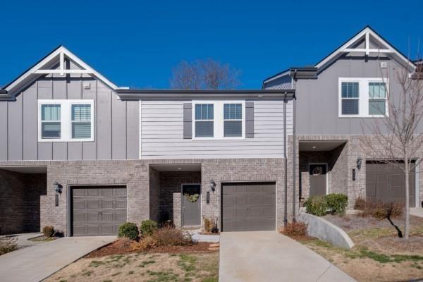 Whitthorne Middle School Property for Sale