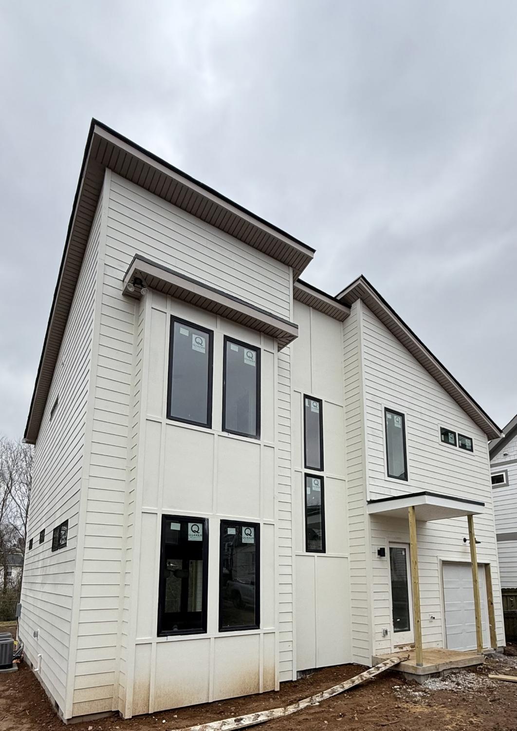 2426B-Inga-St For Sale