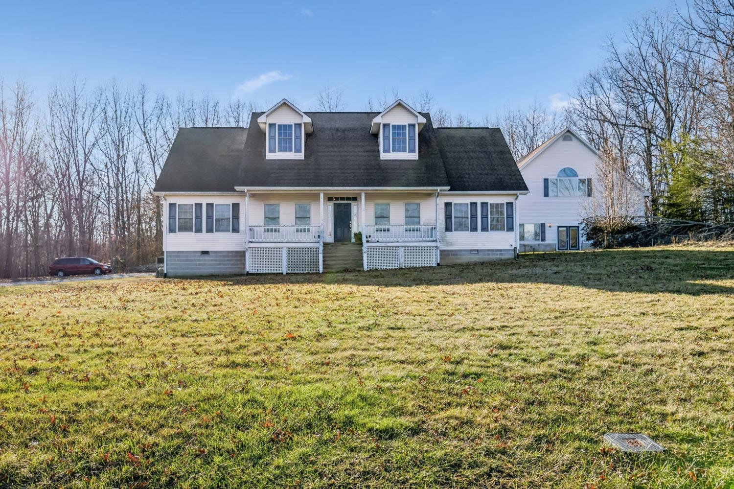 238-Laurel-Rd For Sale